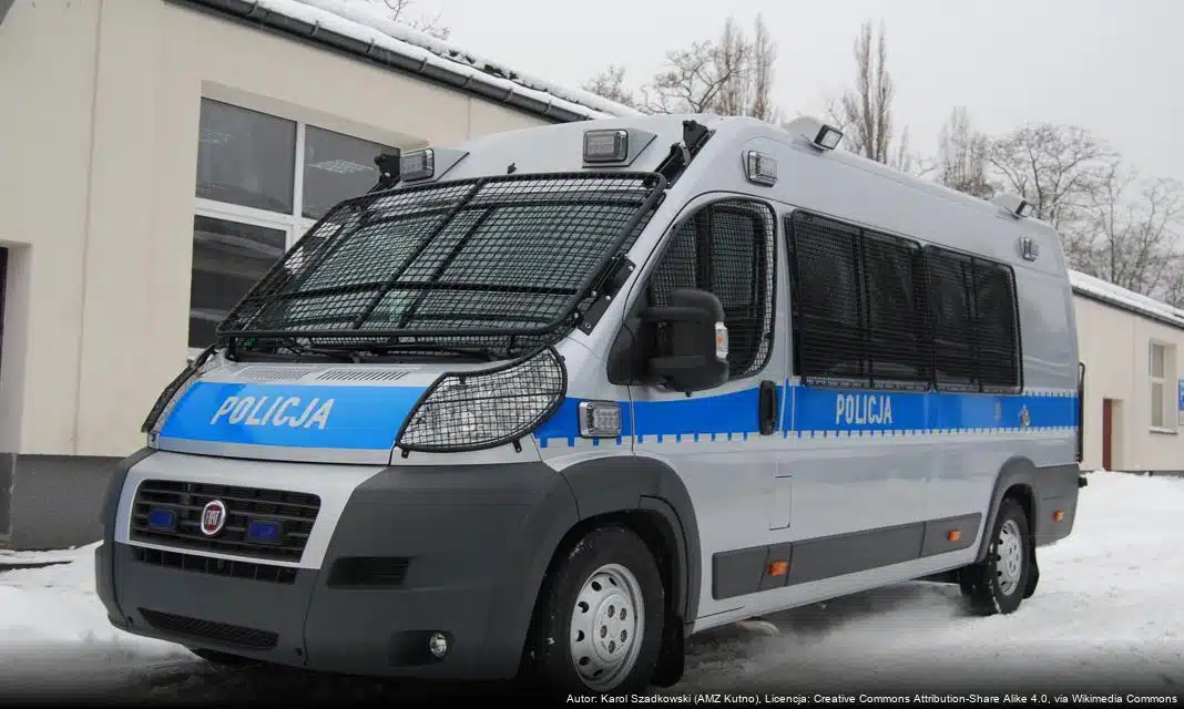 Bezpieczeństwo na drogach w długi weekend – działania policji w Tomaszowie Lubelskim