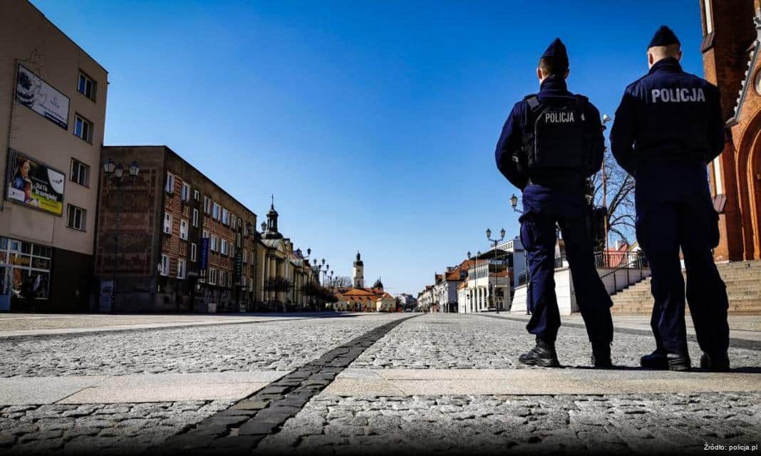 Kierowca pod wpływem alkoholu spowodował kolizję i odjechał