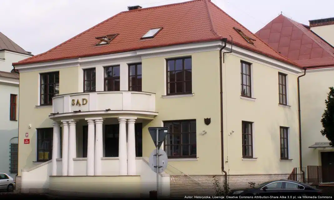 Podpisanie umowy na modernizację Tomaszowskiego Domu Kultury